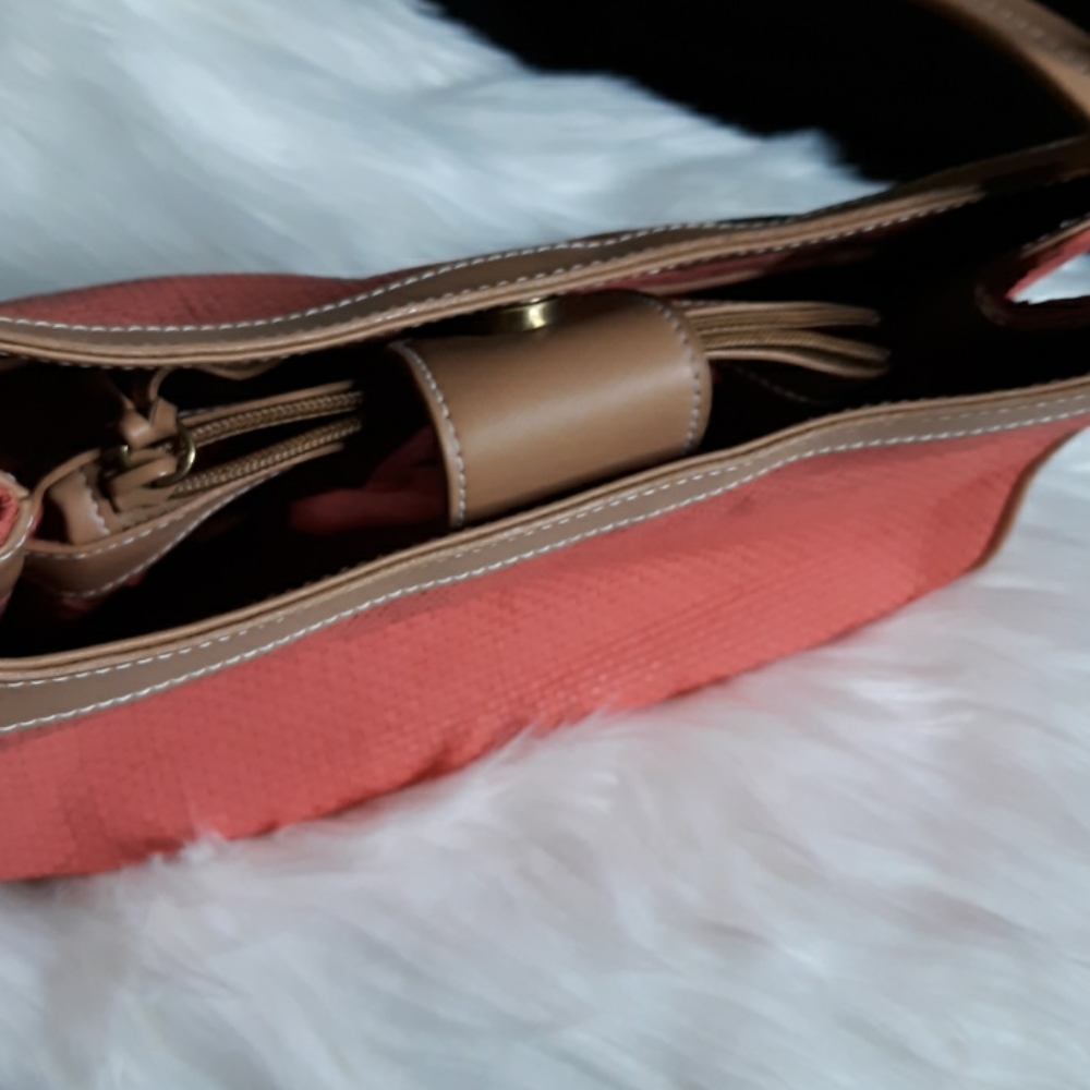 NWT Etienne Aigner handbag - Picture 6 of 8